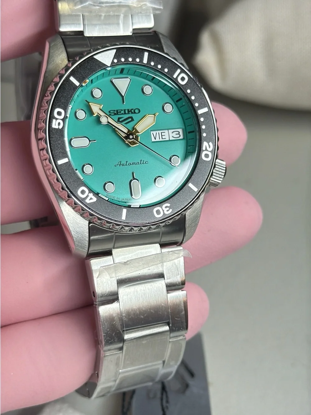 Seiko Mint Green Dial Stainless Steel Dive Watch